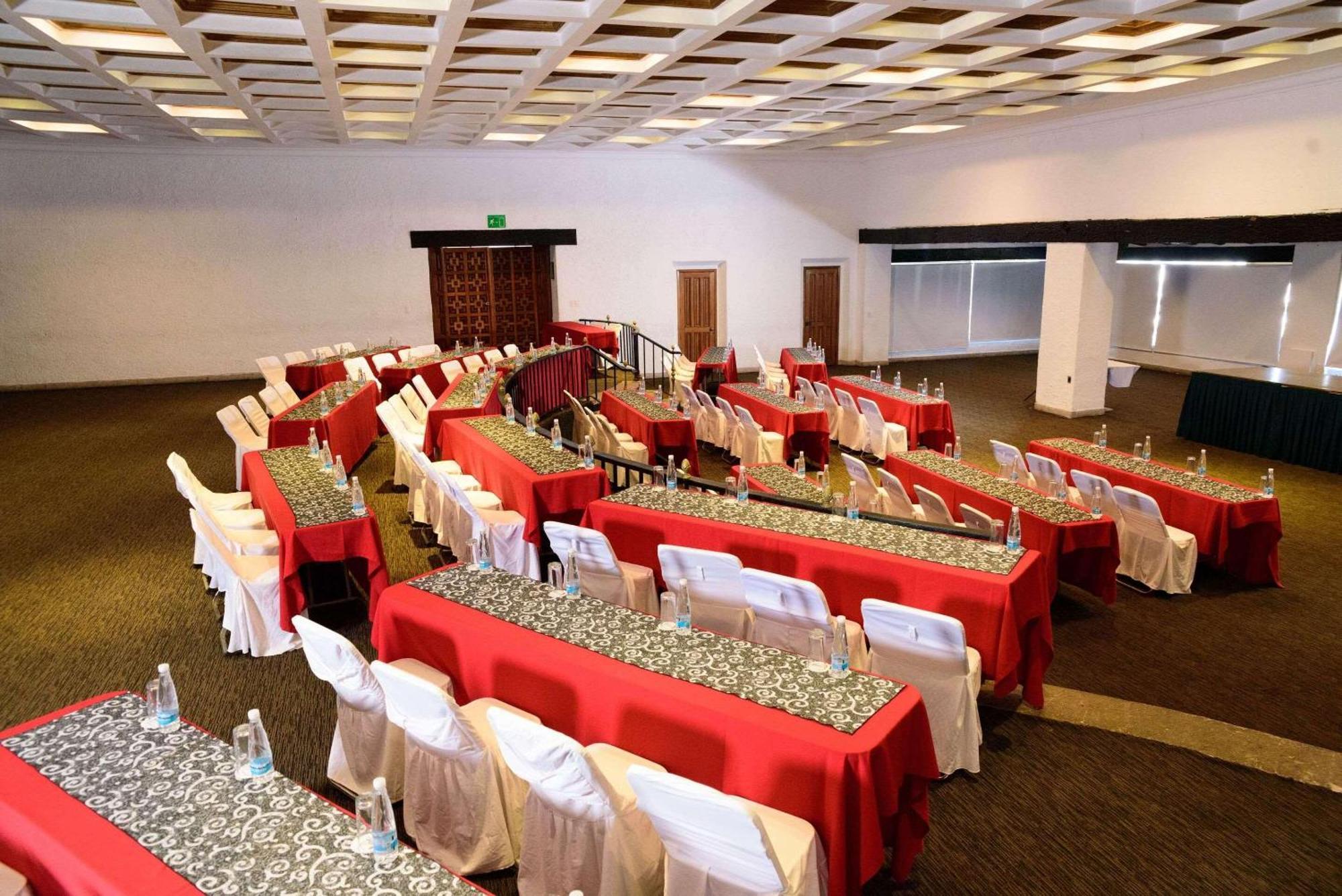 Radisson Hotel Tapatio Guadalajara Aeropuerto Tlaquepaque Exteriör bild